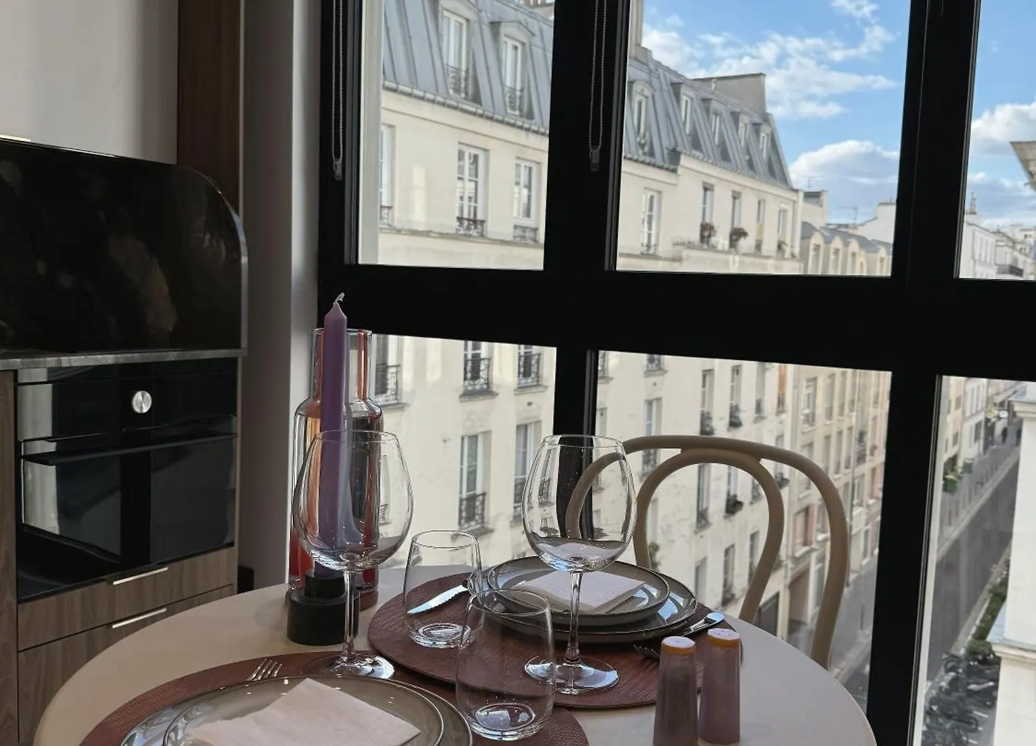 Thesuite - Parmentier - Monthly Rental Only Paris 0*,  France
