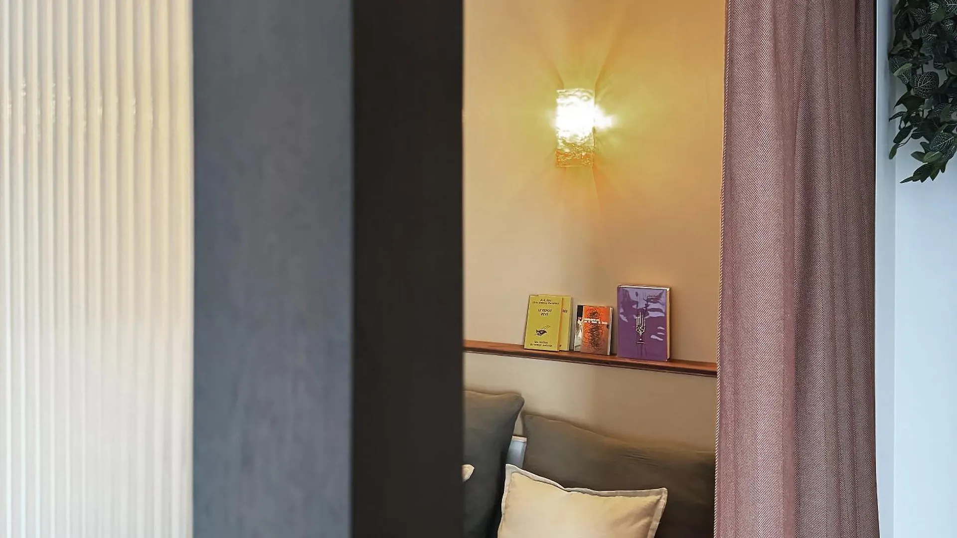 Apartment Thesuite - Parmentier - Monthly Rental Only Paris